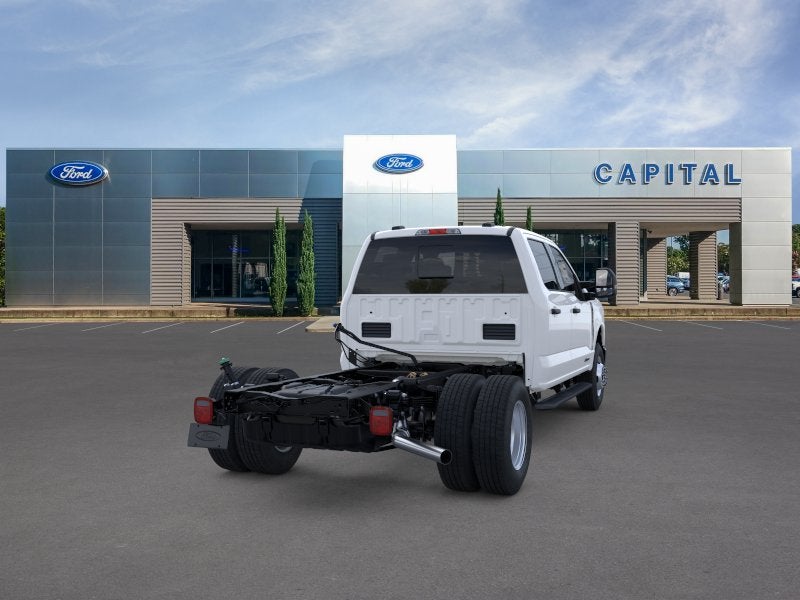 2026 Ford Chassis Cab F-350® XL