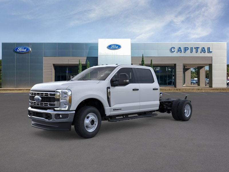 2025 Ford Chassis Cab F-350® XL