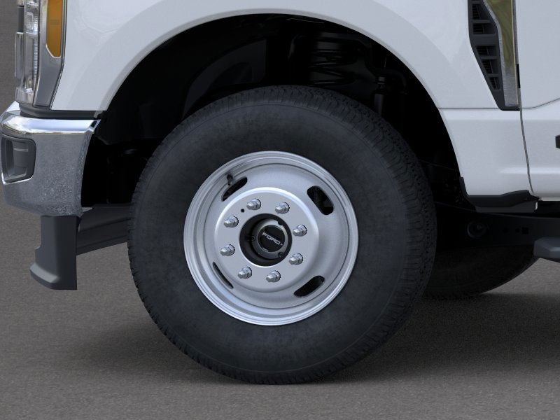 2025 Ford Chassis Cab F-350® XL