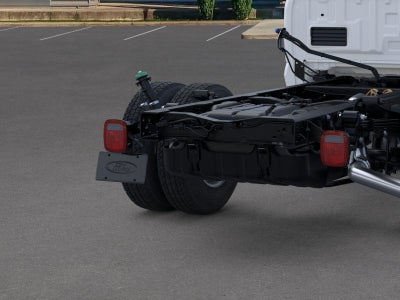 2025 Ford Chassis Cab F-350® XL