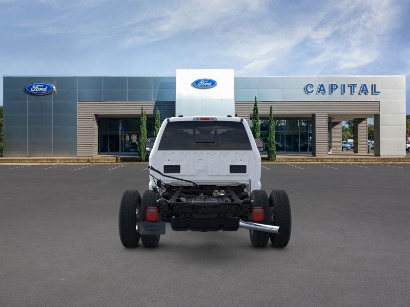 2025 Ford Chassis Cab F-350® XL