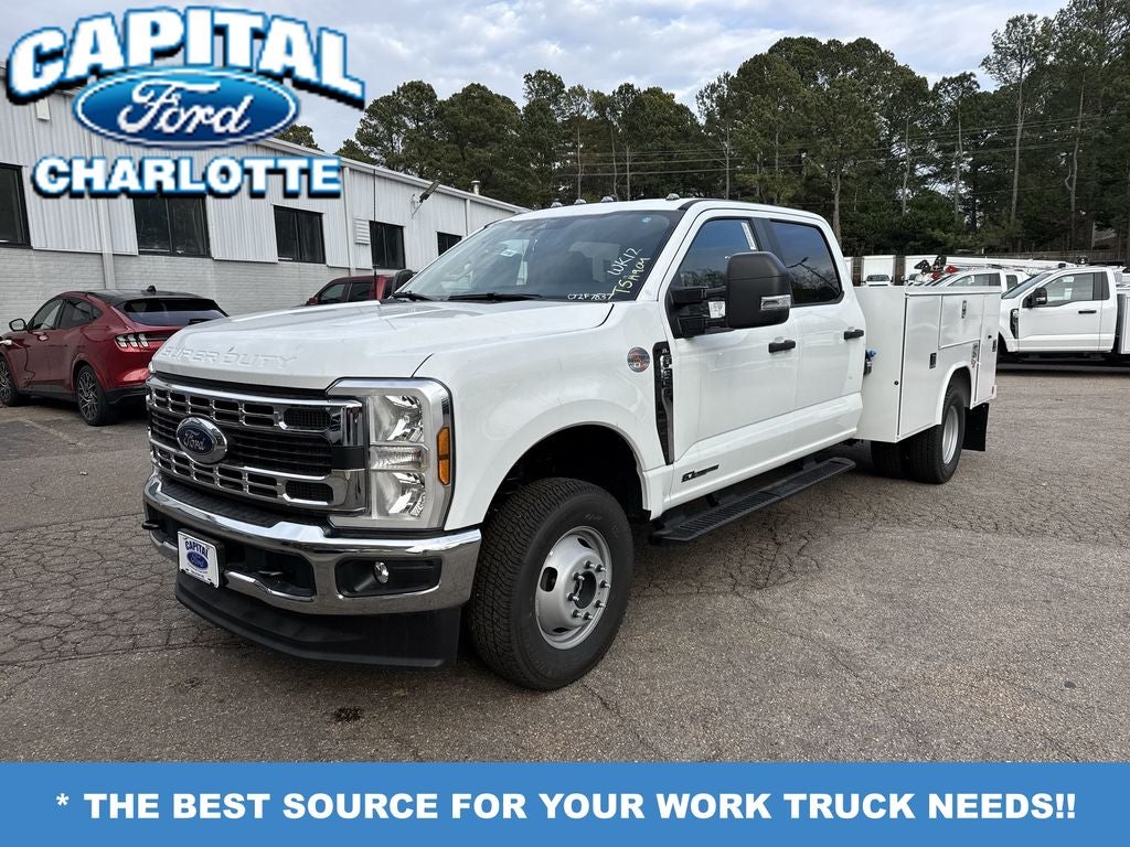 2025 Ford Chassis Cab F-350® XL