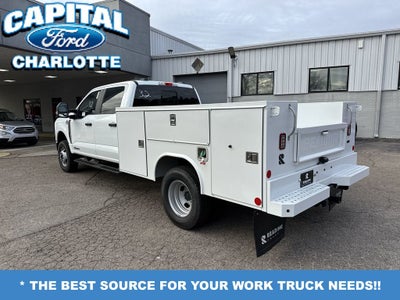 2025 Ford Chassis Cab F-350® XL