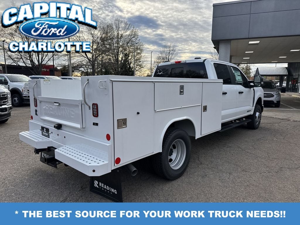 2025 Ford Chassis Cab F-350® XL