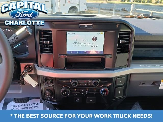 2027 Ford Chassis Cab F-350® XL