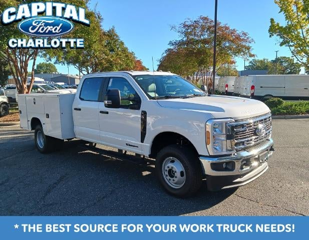 2027 Ford Chassis Cab F-350® XL