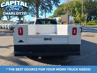 2027 Ford Chassis Cab F-350® XL