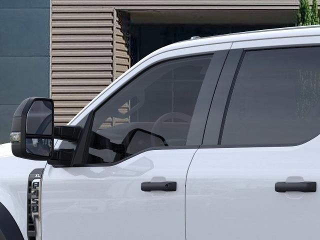 2025 Ford Chassis Cab F-450® XL