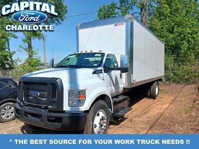 2027 Ford F-650-750 F-650 SD Gas Straight Frame