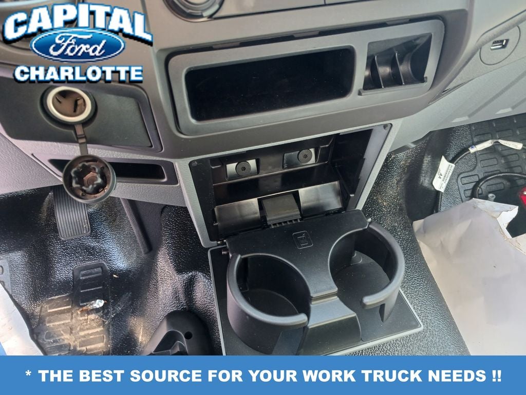 2027 Ford F-650-750 F-650 SD Gas Straight Frame