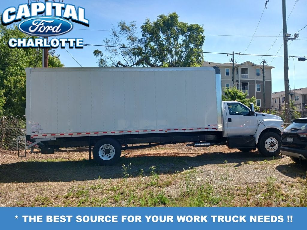 2027 Ford F-650-750 F-650 SD Gas Straight Frame