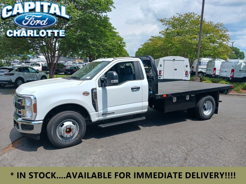 2024 Ford Chassis Cab F-350® XL