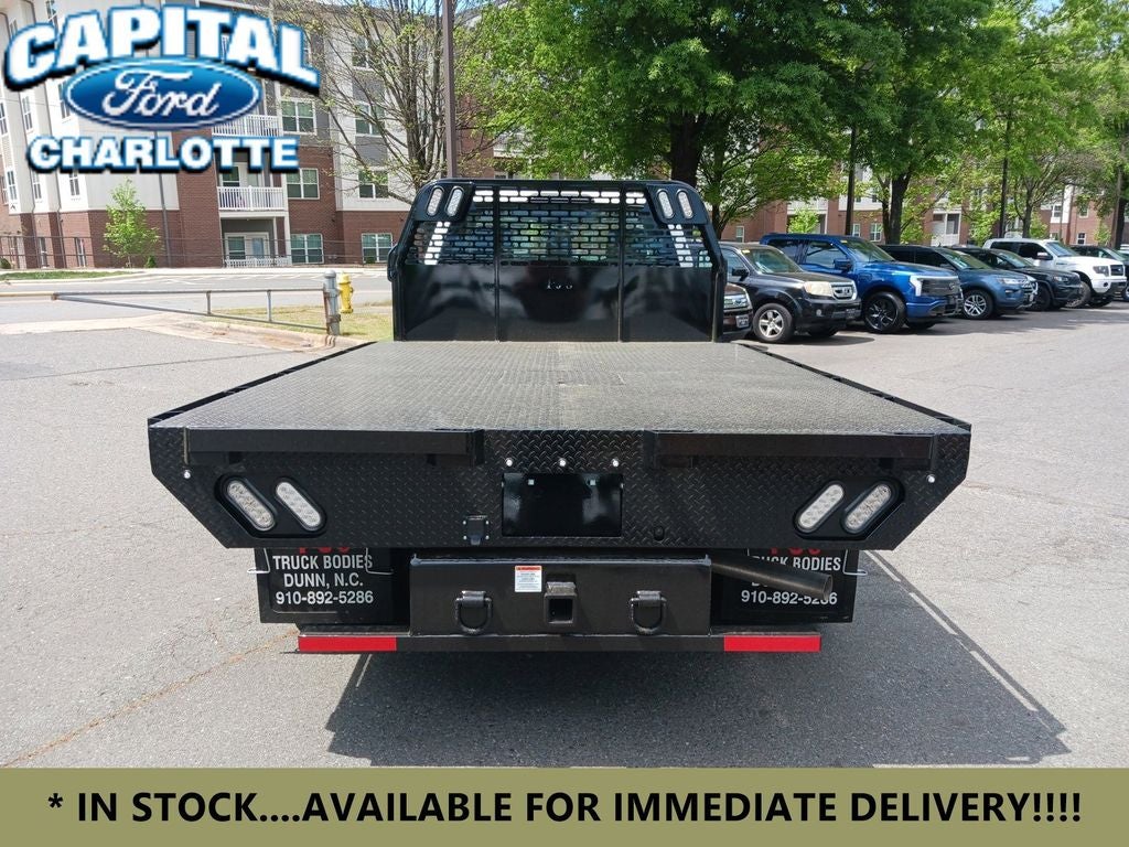 2024 Ford Chassis Cab F-350® XL