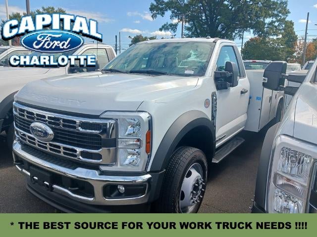 2024 Ford Chassis Cab F-450® XL