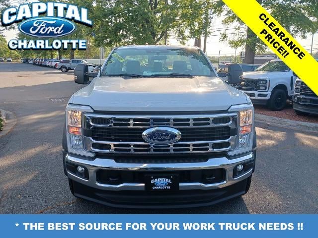 2024 Ford Chassis Cab F-450® XL