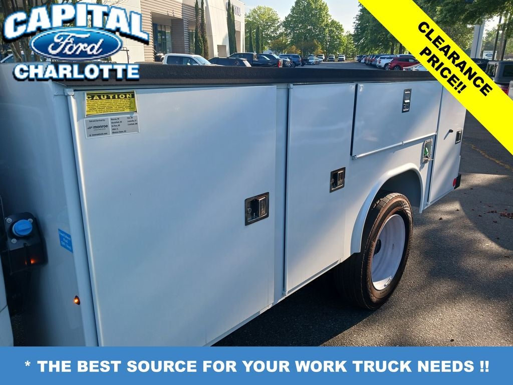 2024 Ford Chassis Cab F-450® XL