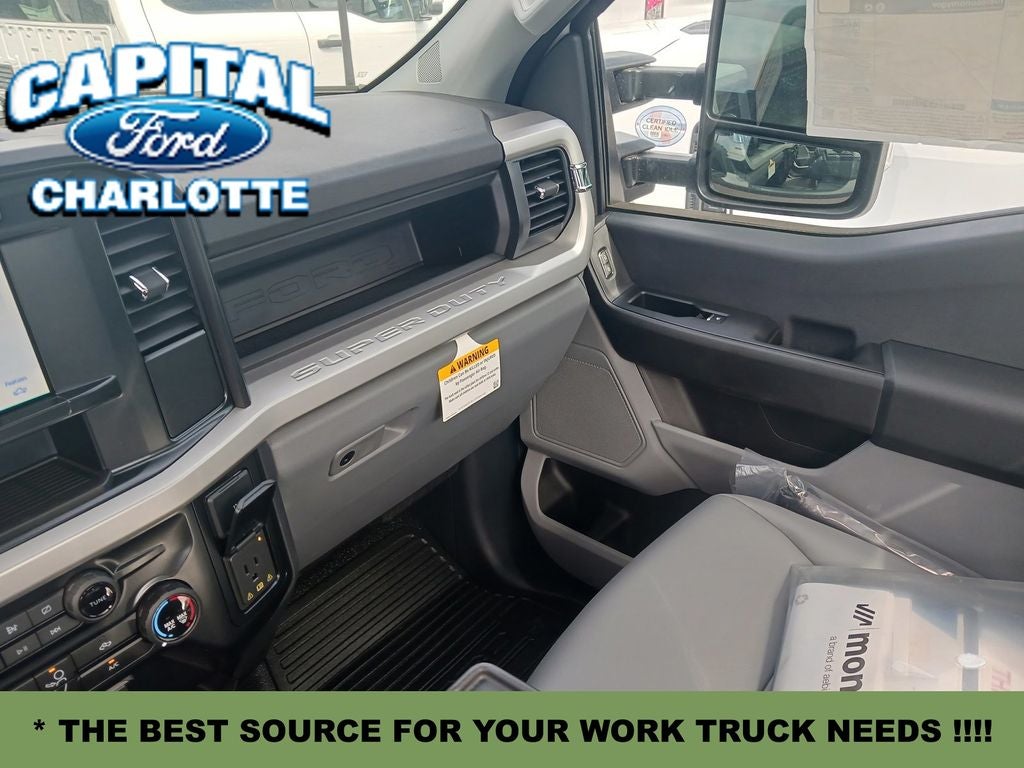2024 Ford Chassis Cab F-450® XL