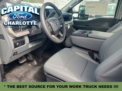 2024 Ford Chassis Cab F-450® XL