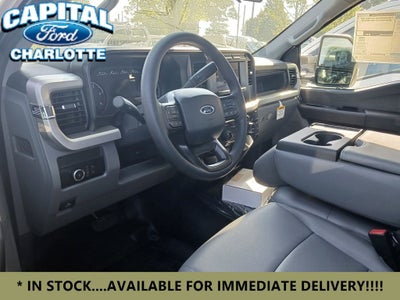2024 Ford Chassis Cab F-450® XL