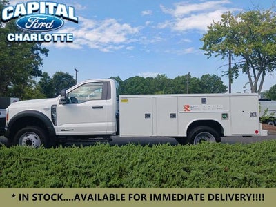 2024 Ford Chassis Cab F-450® XL