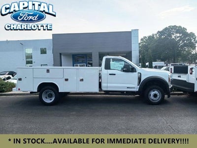 2024 Ford Chassis Cab F-450® XL