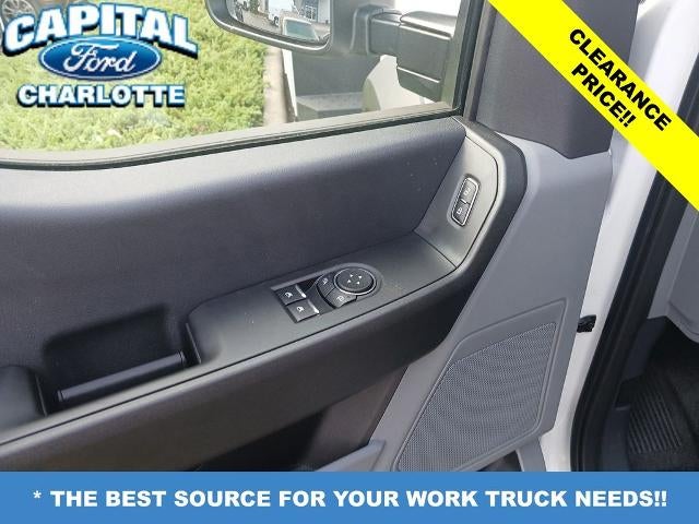 2024 Ford Chassis Cab F-450® XL