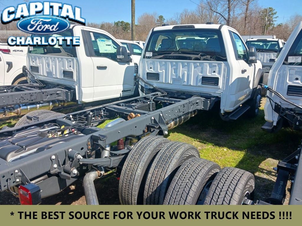 2024 Ford Chassis Cab F-450® XL
