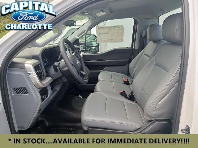 2024 Ford Chassis Cab F-550® XL