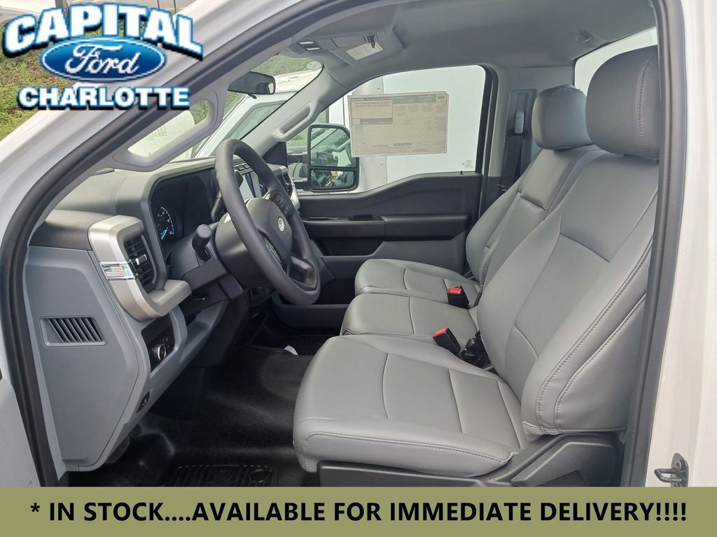 2024 Ford Chassis Cab F-550® XL