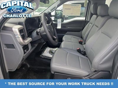 2024 Ford Chassis Cab F-550® XL