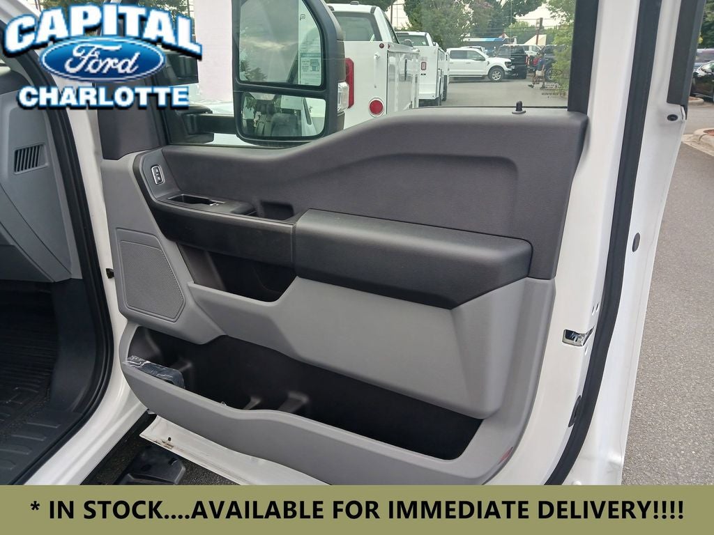 2024 Ford Chassis Cab F-550® XL