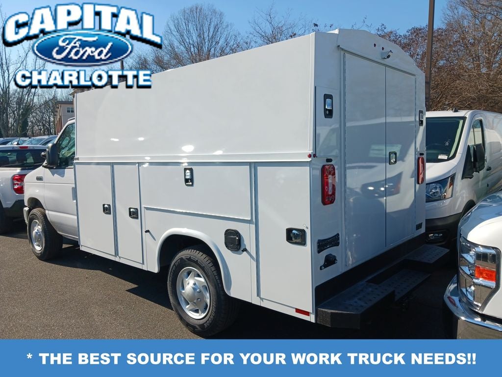 2026 Ford Econoline Cutaway E-350 SRW