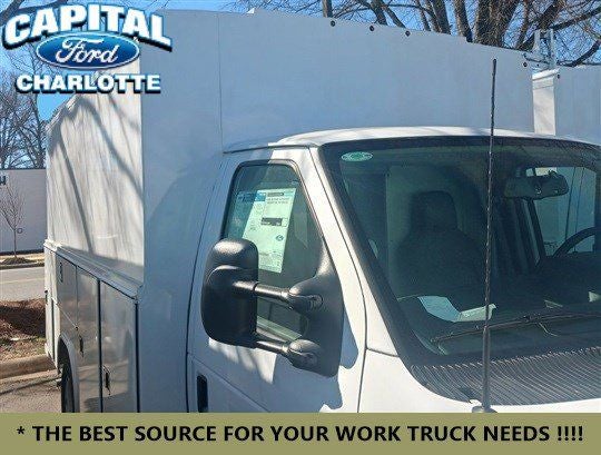 2025 Ford E-350SD Base SRW In Transit