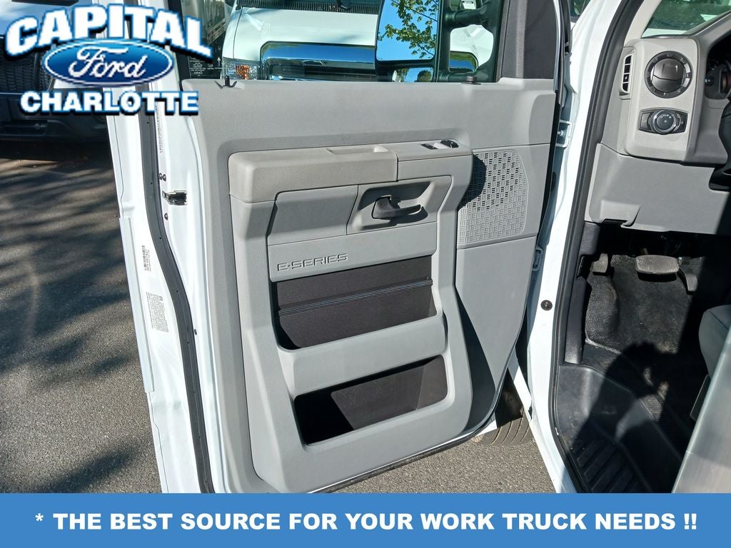 2027 Ford Econoline Cutaway E-350 SRW