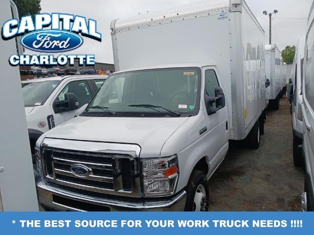 2025 Ford Econoline Cutaway E-350 SRW