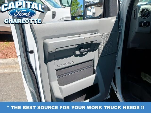 2027 Ford Econoline Cutaway E-350 SRW