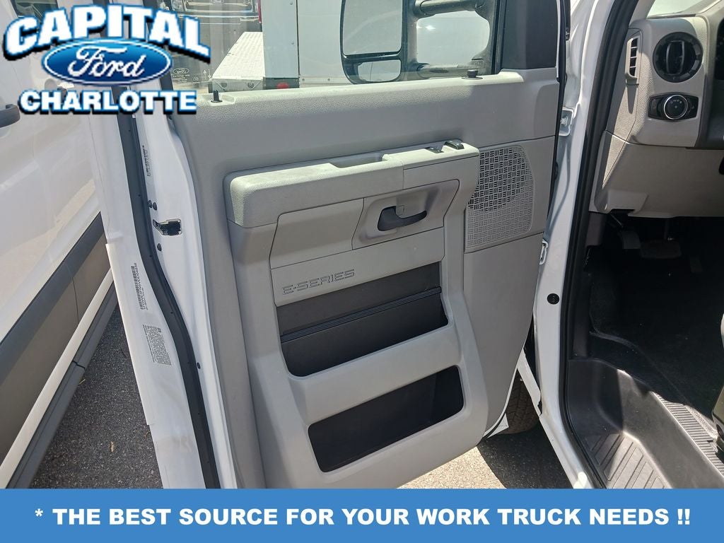 2027 Ford Econoline Cutaway E-350 SRW