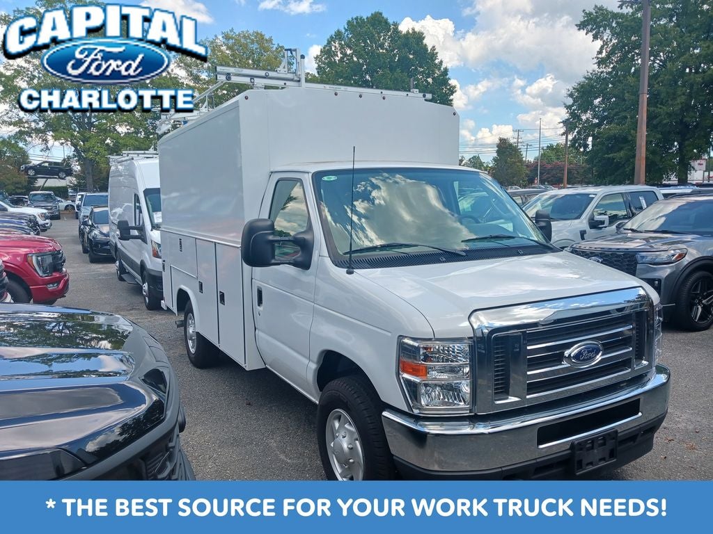 2024 Ford Econoline Cutaway E-350 SRW