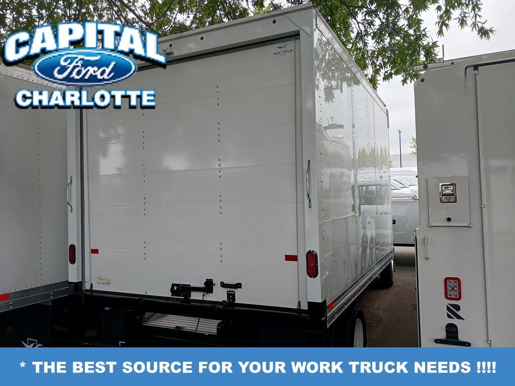 2025 Ford Econoline Cutaway E-350 SRW