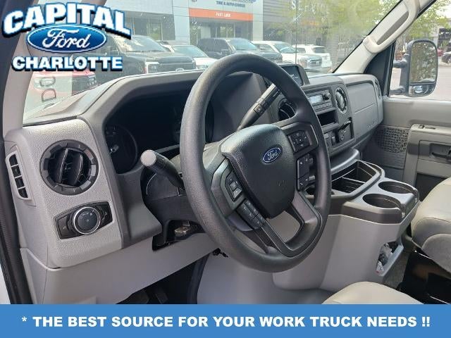 2027 Ford Econoline Cutaway E-350 SRW