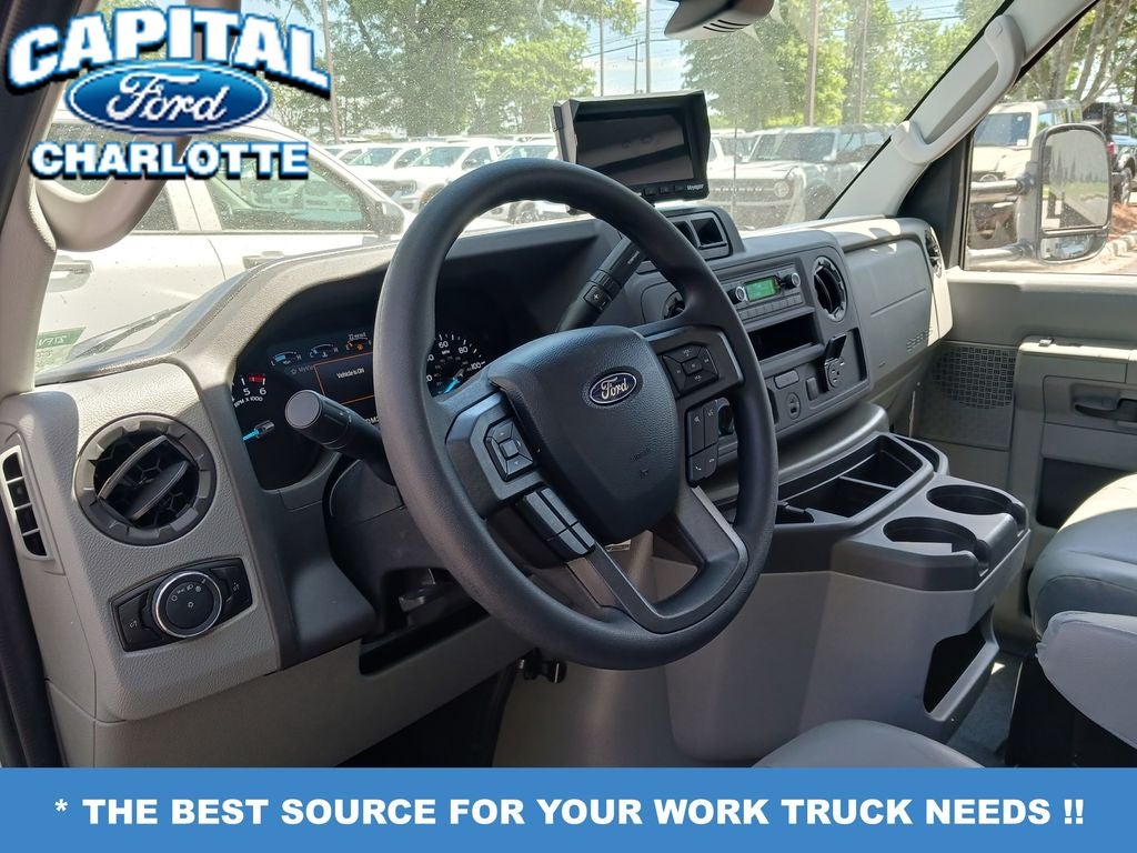 2027 Ford Econoline Cutaway E-350 SRW