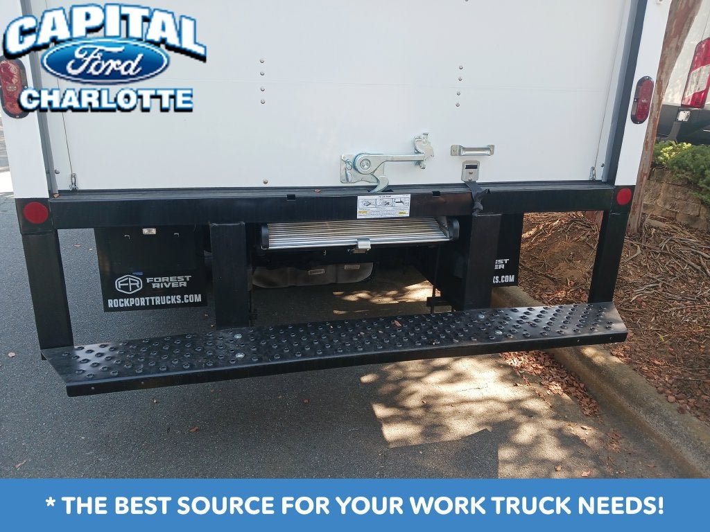 2027 Ford Econoline Cutaway E-350 SRW