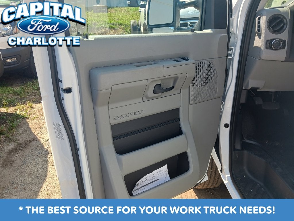 2027 Ford Econoline Cutaway E-350 SRW