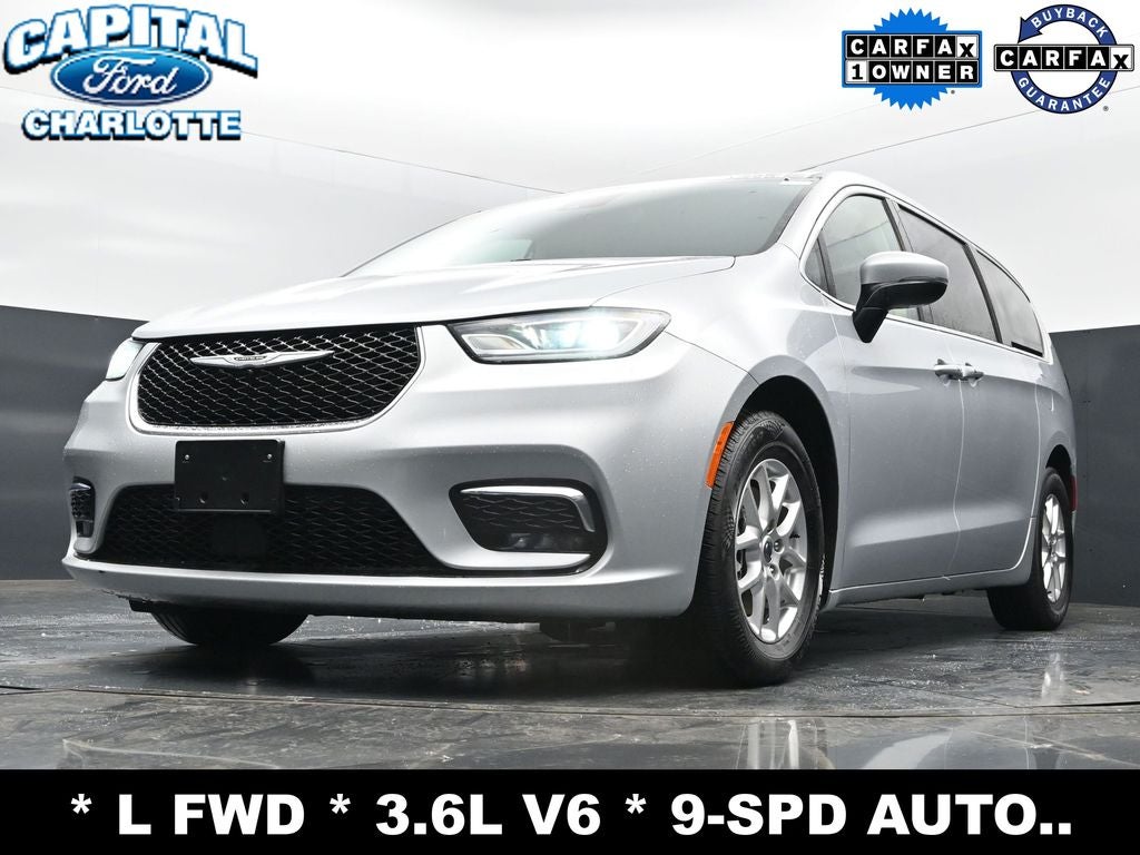 2023 Chrysler Pacifica Touring L