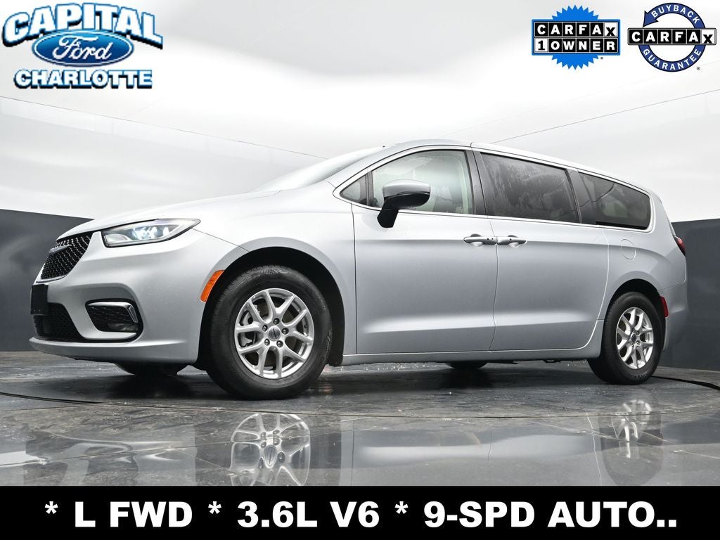 2023 Chrysler Pacifica Touring L