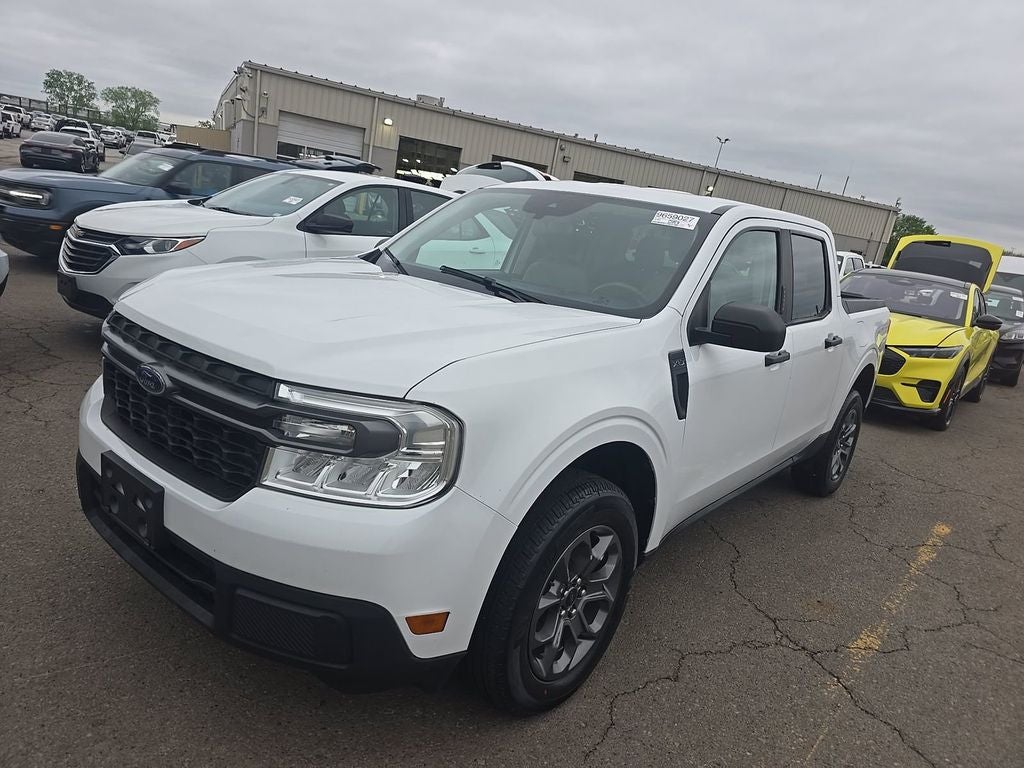 2023 Ford Maverick XLT FWD's photo