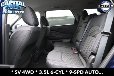 2025 Nissan Pathfinder SV