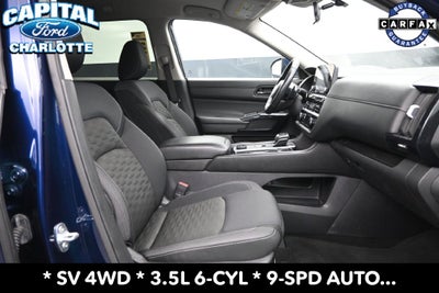 2025 Nissan Pathfinder SV