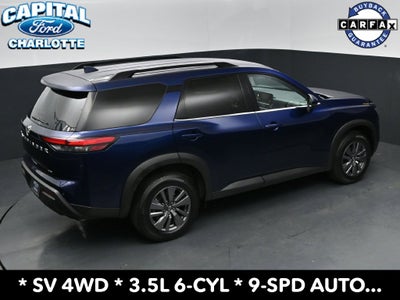 2025 Nissan Pathfinder SV