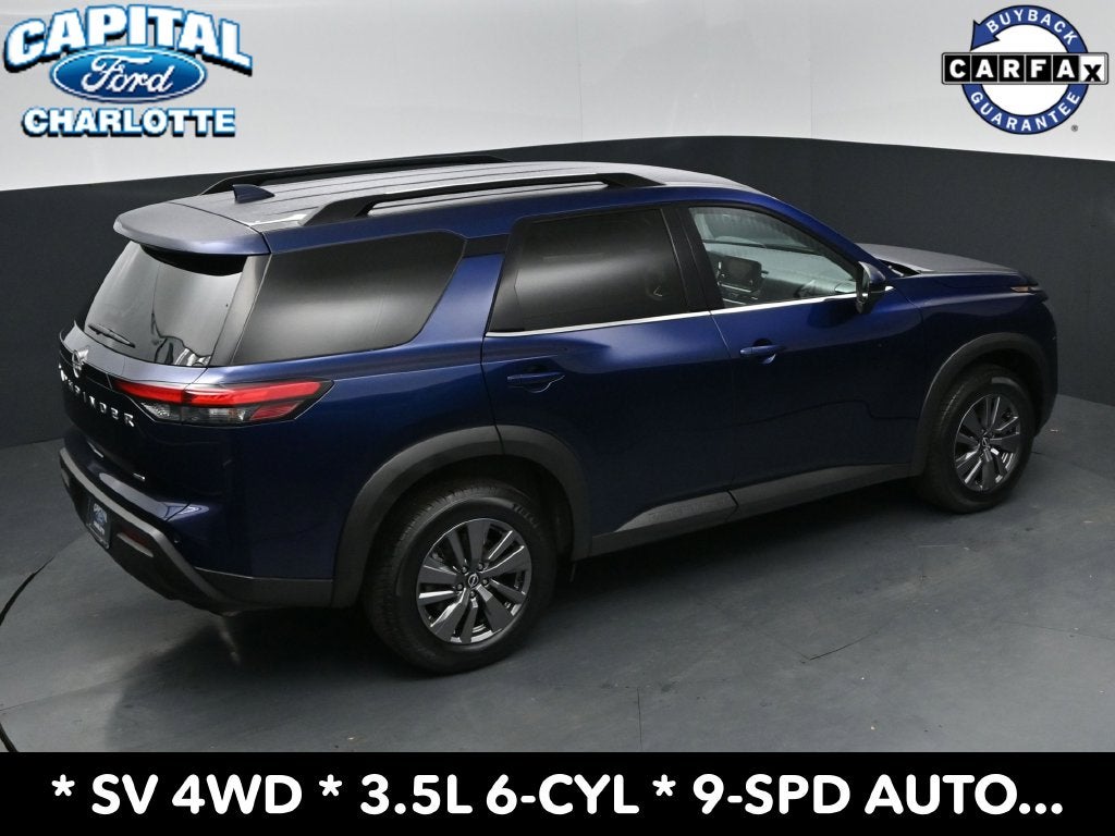 2025 Nissan Pathfinder SV